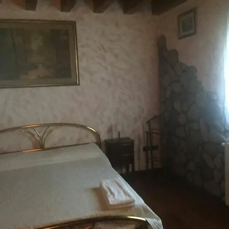 Casale Dei Pavoni Bed & Breakfast *