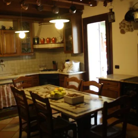 Casale Dei Pavoni Bed & Breakfast Alano Di Piave