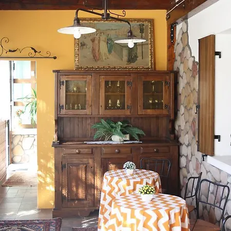 Casale Dei Pavoni Bed & Breakfast *